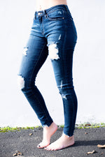 Ellie Distressed Kancan Jeans - prochainsawauthority