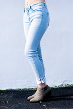 Riley KanCan Jeans Lightwash - prochainsawauthority