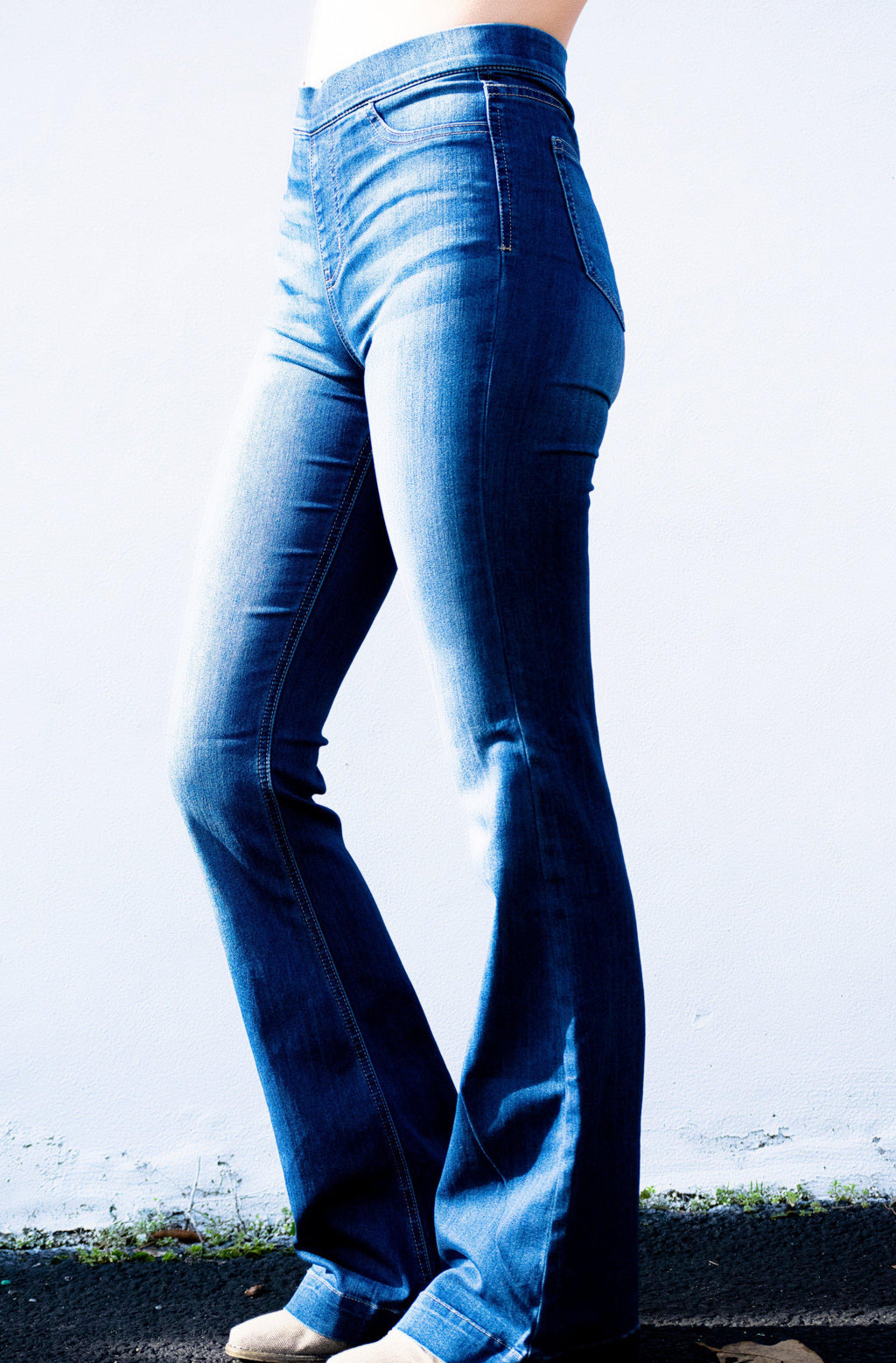 Reece Flare Jeans Dark Blue - prochainsawauthority